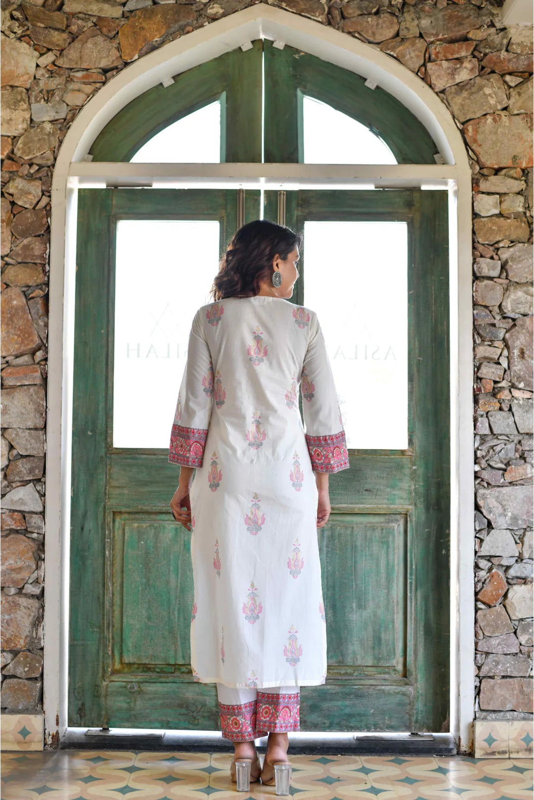 Velin By Rosy's Traditional Motif Printed with gold & antique highlights cotton Kurta Set