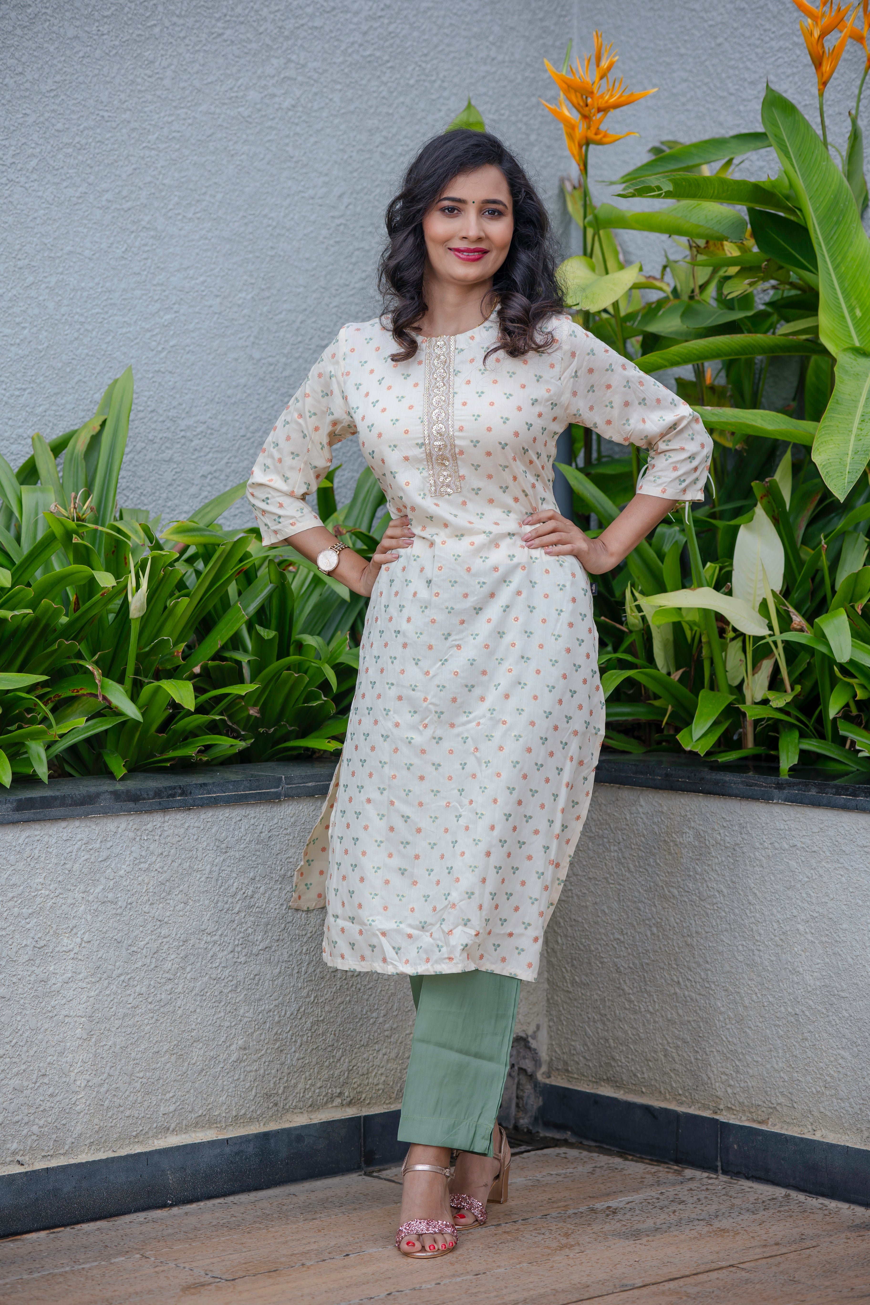 Floral Soft Silk Pastel Kurta And Green Pant Set
