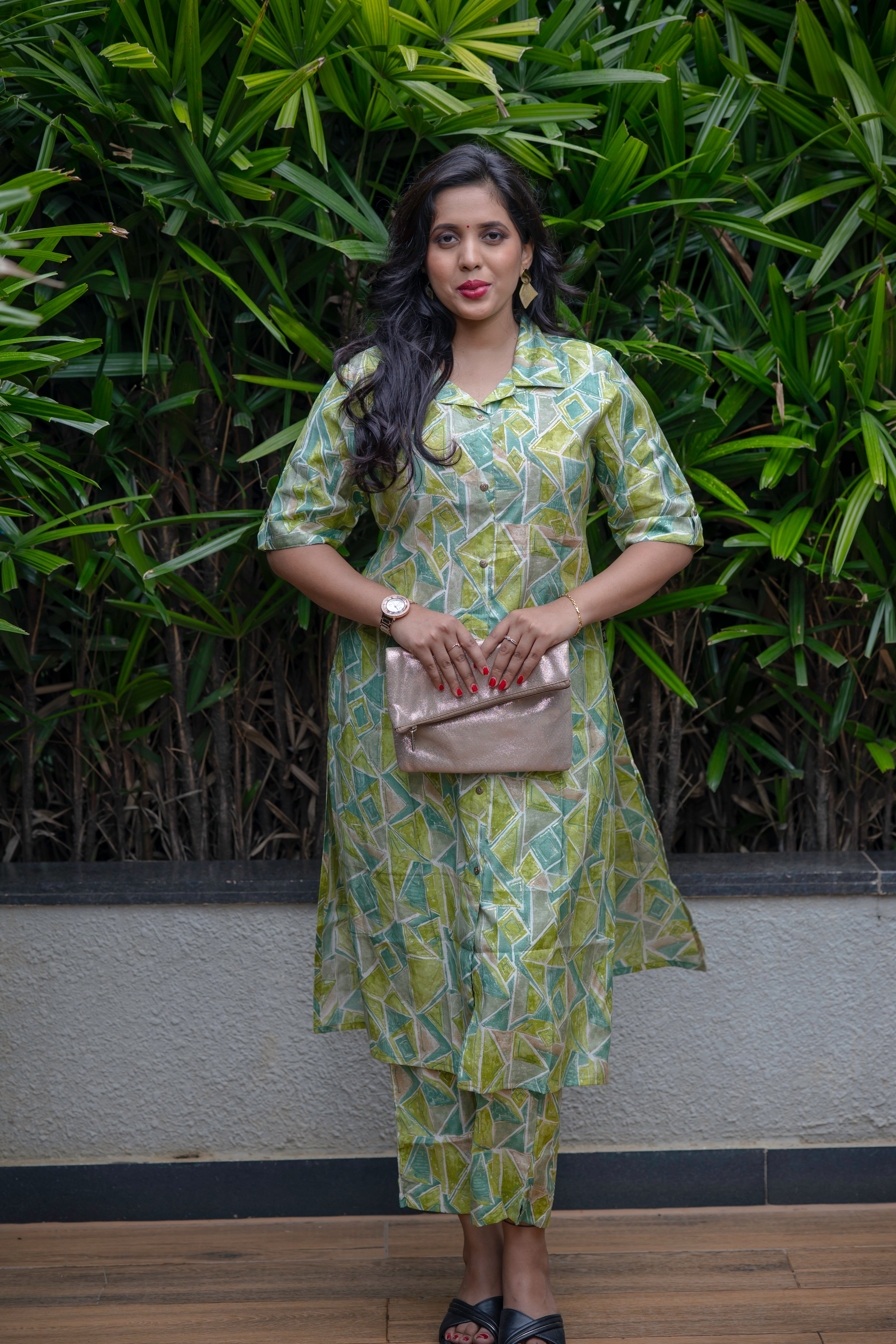 Geometric Print Cotton Silk Kurta Set